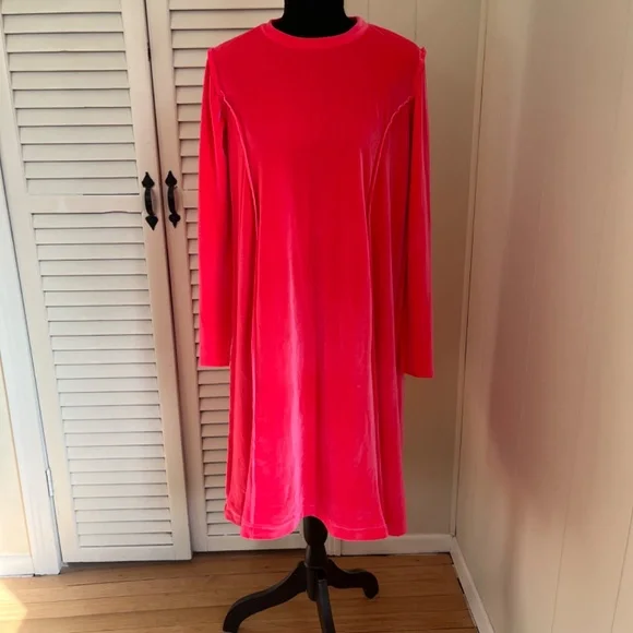 Current NYC Velvet Tidal Dress in Electric Pink - Picture 2 of 3